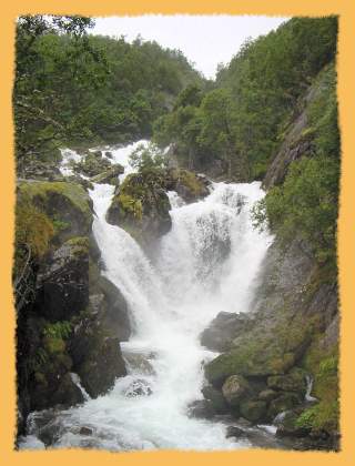 Wasserfall vom Gletscher 2001